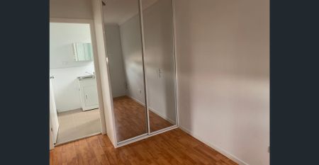 ONE BEDROOM GRANNY FLAT WITH OWN CARSPACE - Photo 3