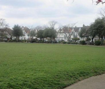 London Road, Westcliff On Sea, SS0 - Photo 5