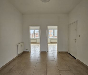 Ruim appartement in Laeken - Photo 6