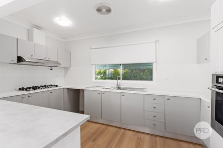 24 Wonoona Parade West, Oatley NSW 2223 - House For Rent | Domain - Photo 4