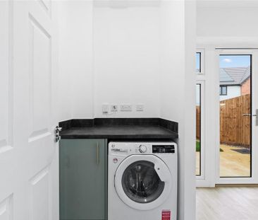 4 bedroom terraced house to rent - Photo 1