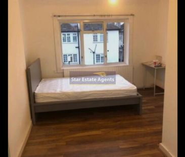 1 bedroom in a house share to rent - Photo 5