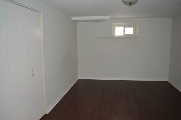 For Lease - 24 Holman Crescent, Aurora, Ontario - Photo 1