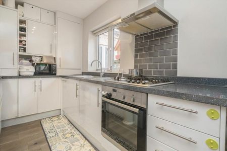 Castlebar Road, Ealing, W5 - Photo 4