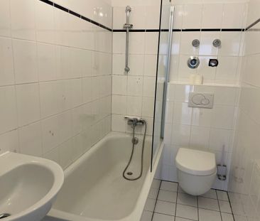 Helle 2-Zimmerwohnung mit Weitblick - Photo 2