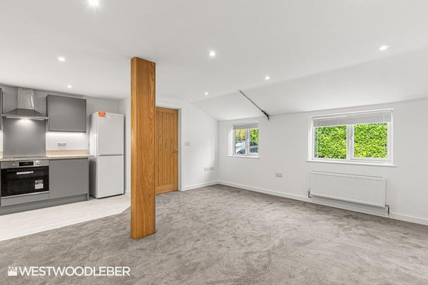 2 bedroom barn conversion to rent - Photo 1