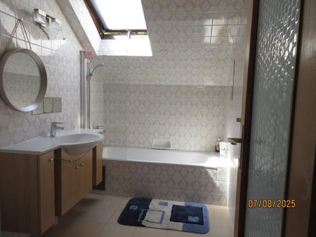 4040 Urfahr, Leonfeldnerstr.283: Einfache 4 Zimmerwohnung, 81m2 WNFL, ablösefreie Küche, Balkon, DG, 2.Stock - Photo 2