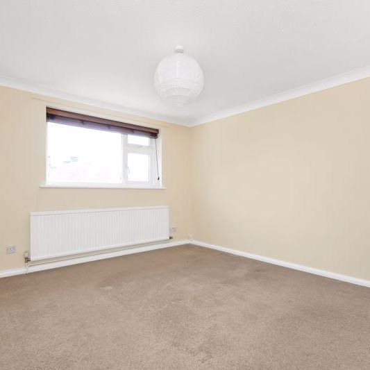 4 bedroom detached house to rent - Photo 1