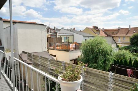 Pronájem bytu 2+1 s prostornou lodžií, 54 m - Photo 2