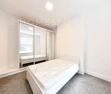 3 Bedroom Flat - Photo 5