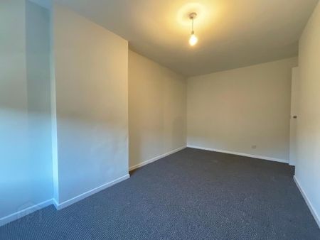 64 Mayo Street, Belfast, BT13 3AZ - Photo 5