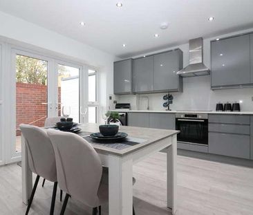 Grand Parade, Surbiton, KT6 - Photo 3