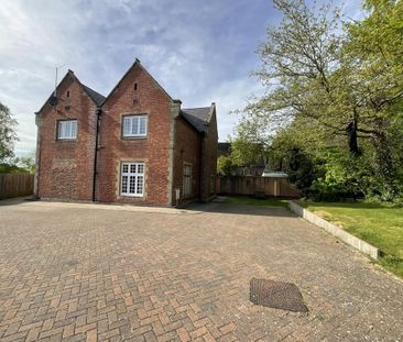 1 bedroom ground floor flat to rent - Photo 1