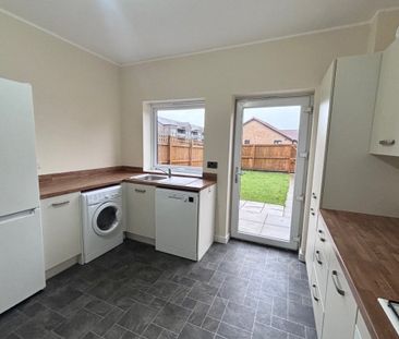 Hawthorn Avenue, HULL - Photo 5