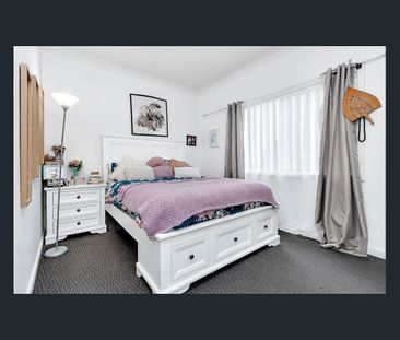 Spacious 3-Bedroom Home in St Marys - Photo 2