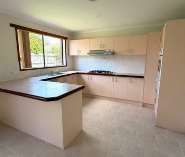 1 Geoffrey Court, Narre Warren VIC - Photo 3