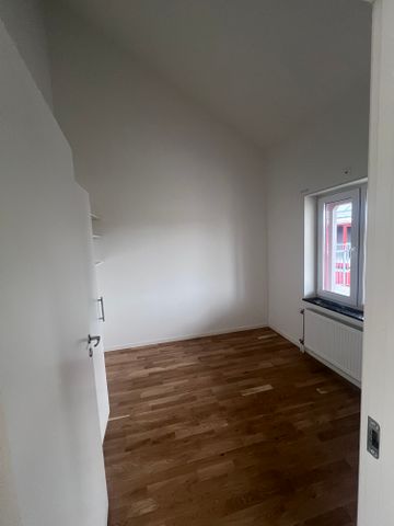 Skogsbetesvägen, Västerås - Photo 4