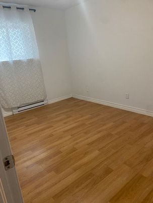 For Lease - 177 Kent Street Unit# 2, London East, Ontario - Photo 1