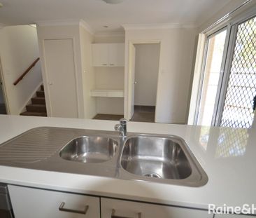 Lovely Modern 3 bed Townhouse For Rent $650 per week - Photo 5