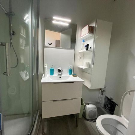 Location Appartement 2 pièces 40m² ISTRES 13800 - Photo 4