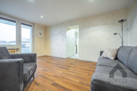 Wyposażona kawalerka z ładnym widokiem na os. Stałym w Jaworznie do wynajęcia | Wirtualny Spacer - Zdjęcie 4