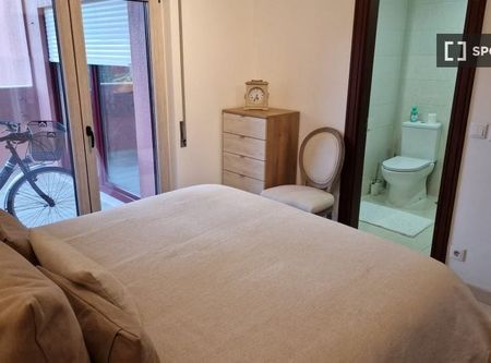 lisbon, Setúbal Municipality 2825-485 - Photo 2