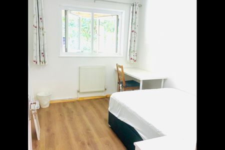 Room in a Shared Flat, Wynford Road, N1 - Photo 5