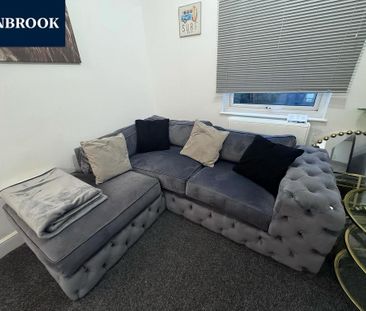 1 bedroom in a house share to rent - Photo 5