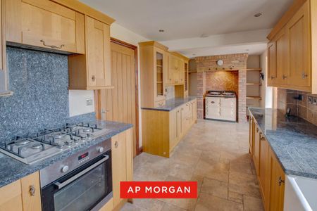 3 bedroom detached house to rent - Photo 5