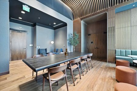 For Lease - 3240 William Coltson Avenue Unit# 1402, Oakville, Ontario - Photo 2