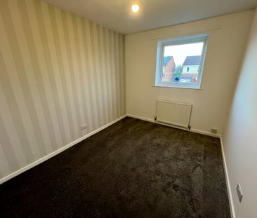 3 bedroom semi-detached house to rent - Photo 5