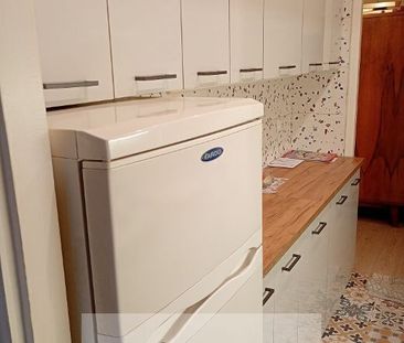 Warszawa, Praga-Południe, Aleja Jerzego Waszyngtona - Photo 3