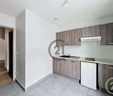 Location Appartement 2 pièces 46m² MELUN 77000 - Photo 2