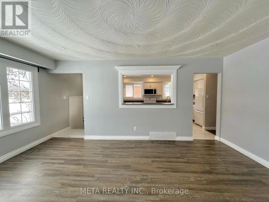 1398 LAKEFIELD STREET - Photo 1