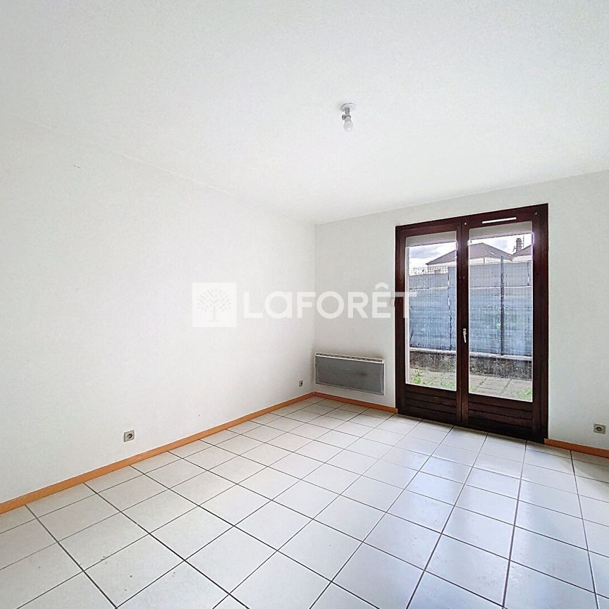 Apartment - Photo 1