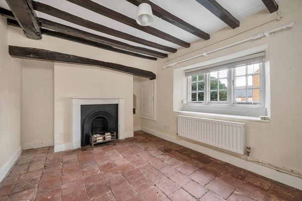 6 bedroom character property to rent - Photo 1