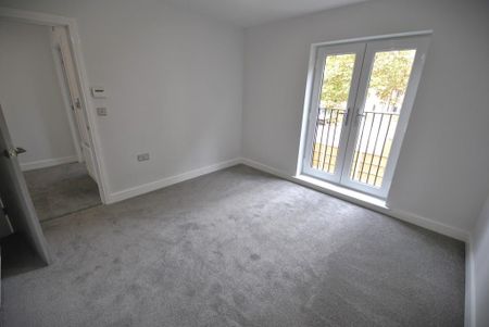 3 bedroom detached house to rent - Photo 3