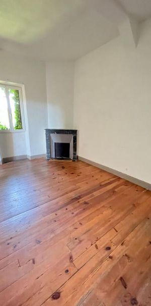 Location Appartement 2 pièces 45m² AIRE SUR L ADOUR 40800 - Photo 1