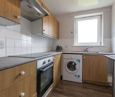 3 bedroom flat share to rent - Photo 3