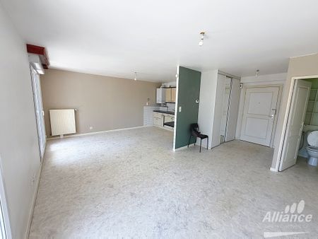 Location Appartement 2 pièces 51m² SOCHAUX 25600 - Photo 2