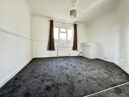 3 bedroom end of terrace house to rent - Photo 3