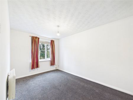 Victoria Chase, Colchester, Essex, CO1 1WB - Photo 5