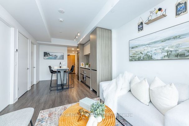 For Lease - 8 Beverley Glen Boulevard Unit# C202, Vaughan, Ontario - Photo 1