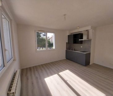 Location Appartement 1 pièce 24m² PALAISEAU 91120 - Photo 4