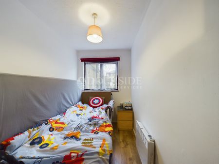 2 bed flat to rent in Tyndale Court, London, E14 - Photo 2