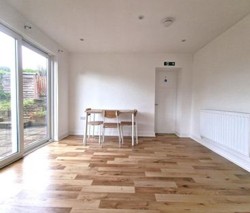 House share to rent - Photo 6