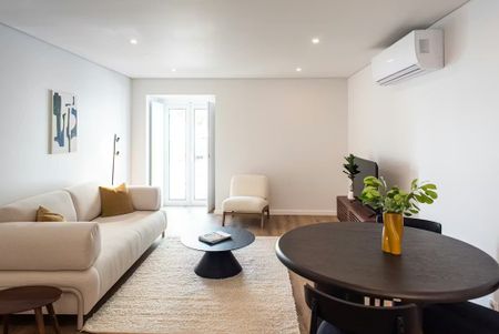 Largo Santa Bárbara, Lisbon, Lisbon 1150-260 - Photo 3