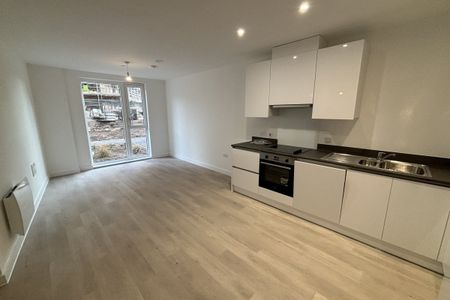 Griffiths Close - Photo 4