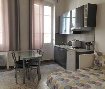 NIMES ECUSSON - IDEAL ÉTUDIANT MEUBLÉ 20 .48M² M2 PROCHE ESPLANADE ... - Photo 3