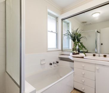 1/24 Suffolk Rd, Surrey Hills VIC 3127 - Villa For Rent | Domain - Photo 6